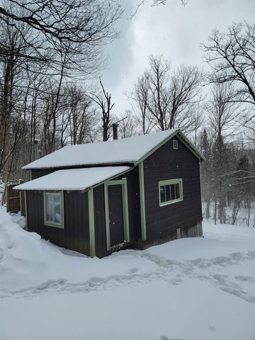 845 Bailey Hill Road, Readsboro, VT 05350