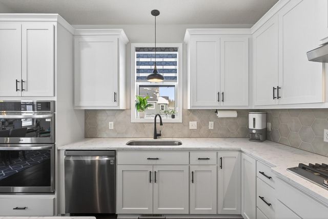 6352 Red Cedar Drive, Chaska, MN 55318