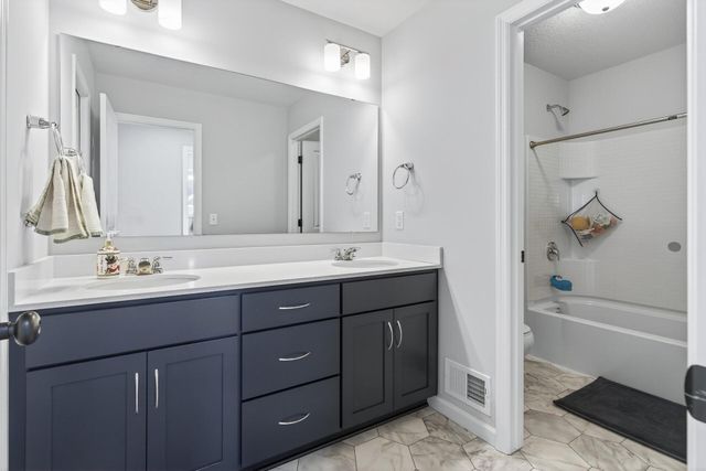 6352 Red Cedar Drive, Chaska, MN 55318