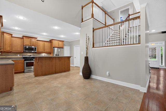 165 Keaton Drive, Fayetteville, GA 30215