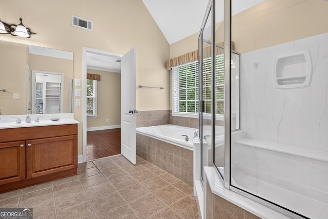 165 Keaton Drive, Fayetteville, GA 30215