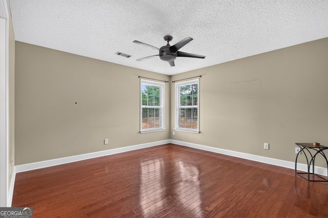 165 Keaton Drive, Fayetteville, GA 30215