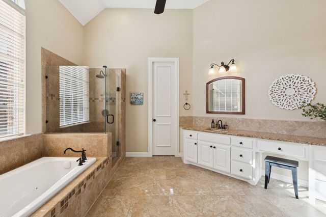 731 WYNDSOR CREEK Drive, Southlake, TX 76092