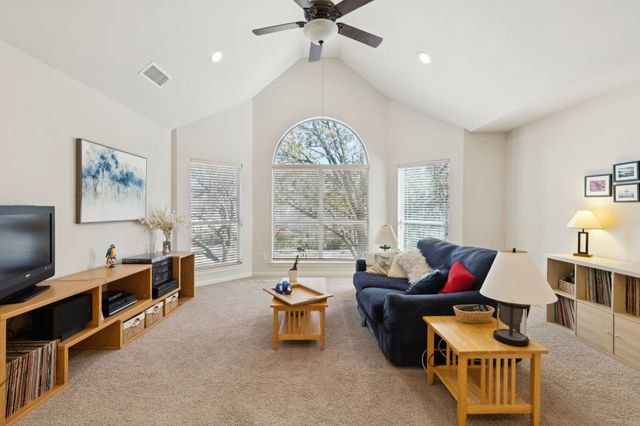 731 WYNDSOR CREEK Drive, Southlake, TX 76092