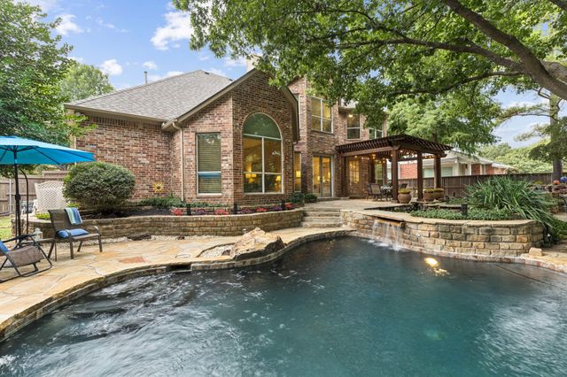 731 WYNDSOR CREEK Drive, Southlake, TX 76092