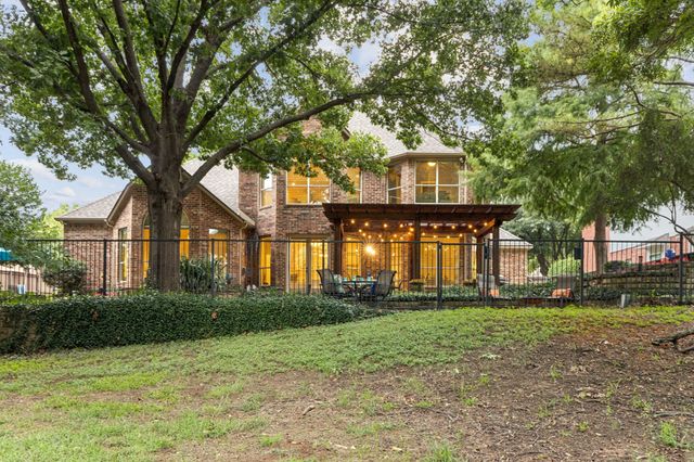 731 WYNDSOR CREEK Drive, Southlake, TX 76092