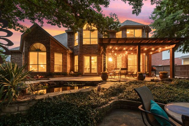 731 WYNDSOR CREEK Drive, Southlake, TX 76092