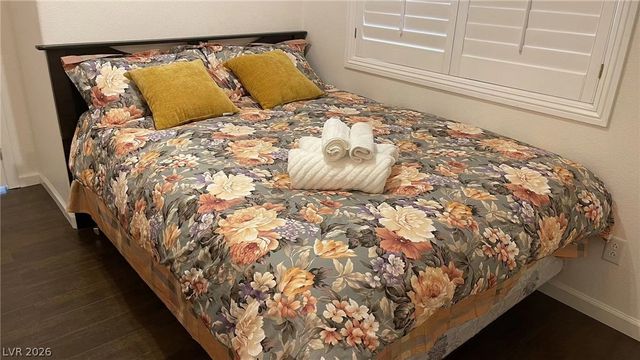 315 Carlisle Crossing Street, Las Vegas, NV 89138