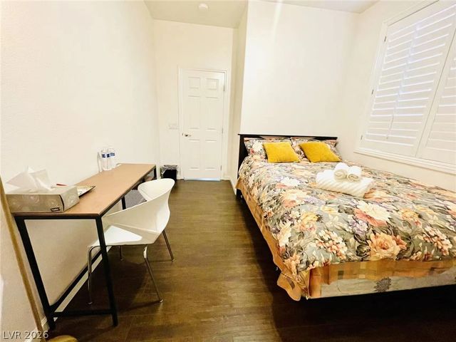 315 Carlisle Crossing Street, Las Vegas, NV 89138