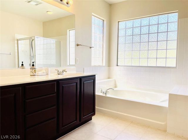 315 Carlisle Crossing Street, Las Vegas, NV 89138