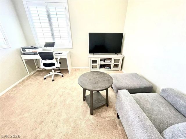 315 Carlisle Crossing Street, Las Vegas, NV 89138