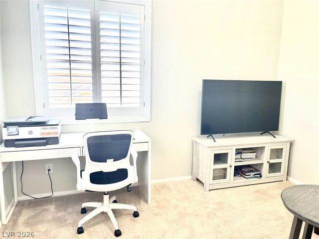 315 Carlisle Crossing Street, Las Vegas, NV 89138