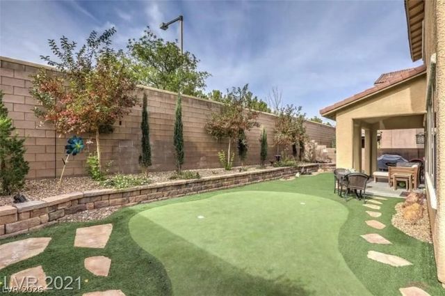 315 Carlisle Crossing Street, Las Vegas, NV 89138