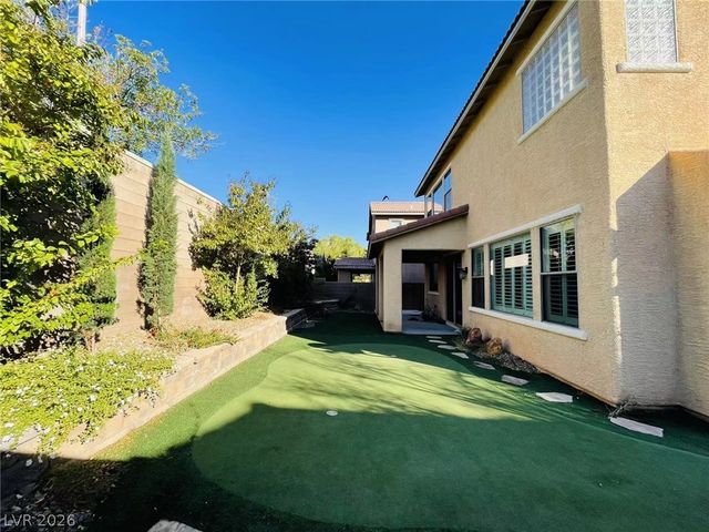 315 Carlisle Crossing Street, Las Vegas, NV 89138
