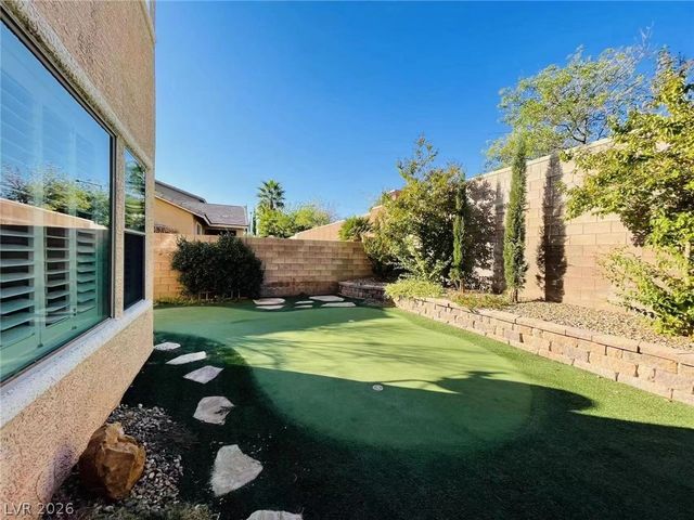 315 Carlisle Crossing Street, Las Vegas, NV 89138