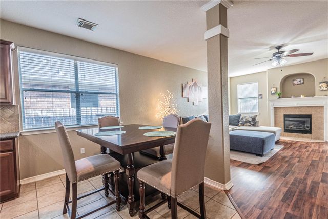 307 Autumn Creek Lane, Richmond, TX 77406