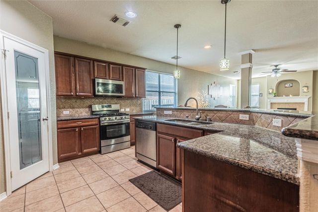 307 Autumn Creek Lane, Richmond, TX 77406