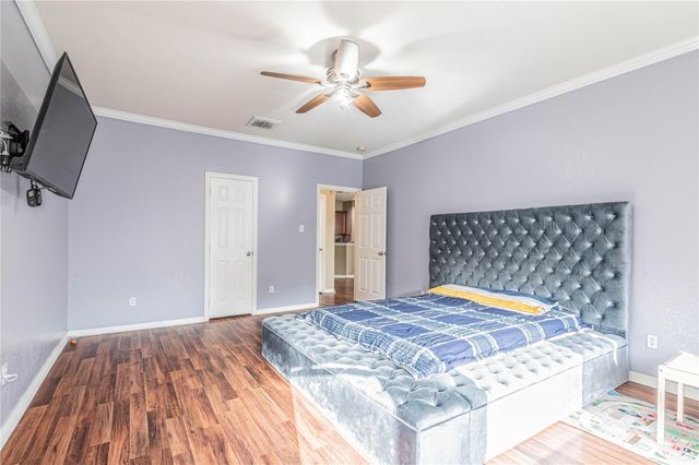 307 Autumn Creek Lane, Richmond, TX 77406