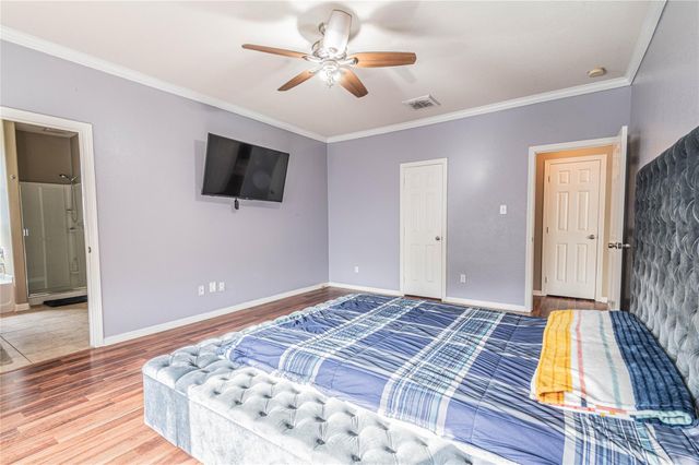 307 Autumn Creek Lane, Richmond, TX 77406