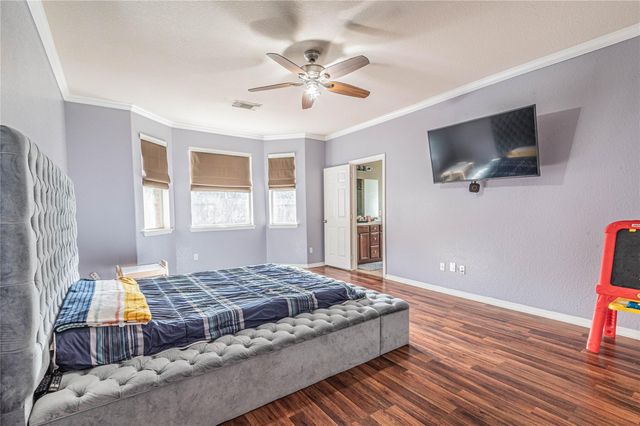 307 Autumn Creek Lane, Richmond, TX 77406