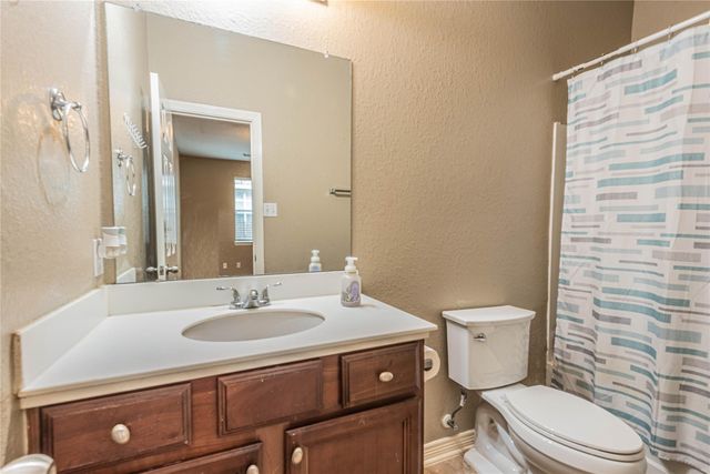 307 Autumn Creek Lane, Richmond, TX 77406