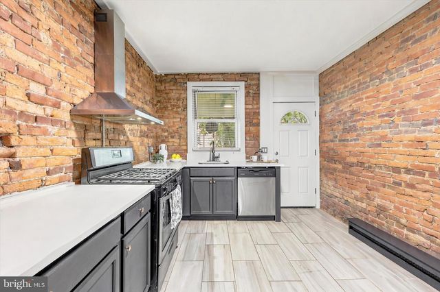 4706 FOWLER ST, Philadelphia, PA 19127