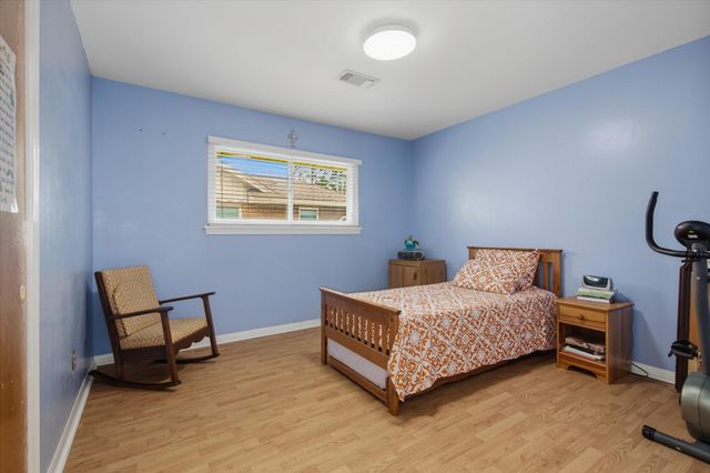 1718 Droxford Drive, Houston, TX 77008