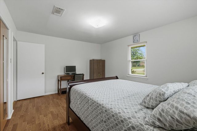 1718 Droxford Drive, Houston, TX 77008