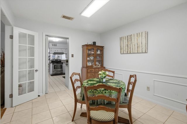 1718 Droxford Drive, Houston, TX 77008