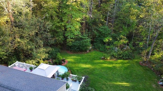 15 Blades Circle, Billerica, MA 01862