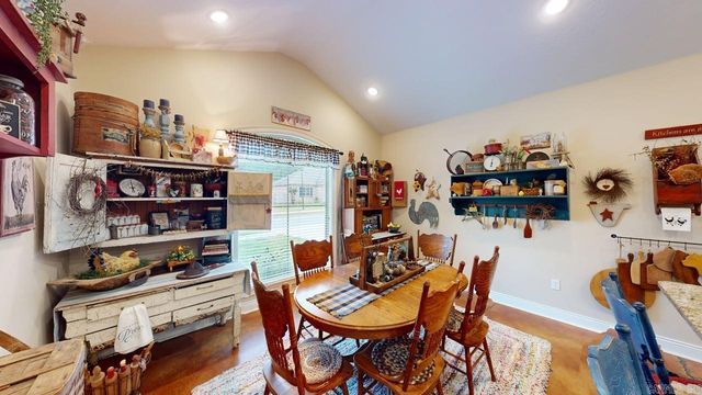 1875 Pecan Creek Drive, Conway, AR 72034