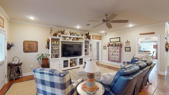 1875 Pecan Creek Drive, Conway, AR 72034
