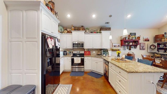 1875 Pecan Creek Drive, Conway, AR 72034