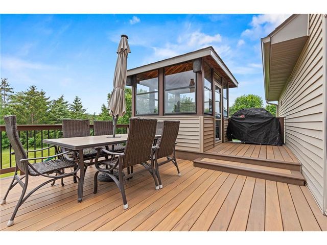 42 Stone Harbor Place, Hudson, WI 54016
