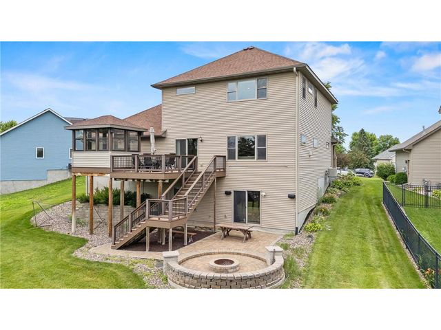42 Stone Harbor Place, Hudson, WI 54016