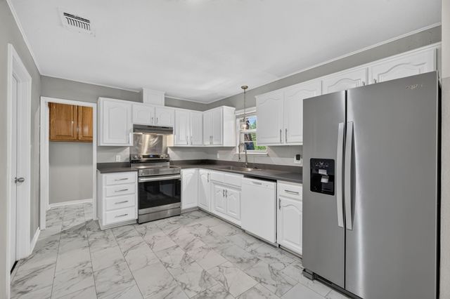 900 NW 11th Street, Mineral Wells, TX 76067