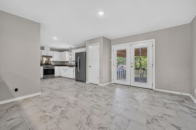 900 NW 11th Street, Mineral Wells, TX 76067