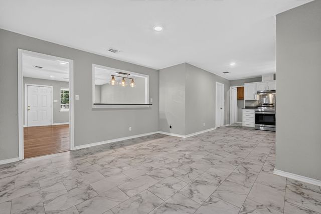 900 NW 11th Street, Mineral Wells, TX 76067