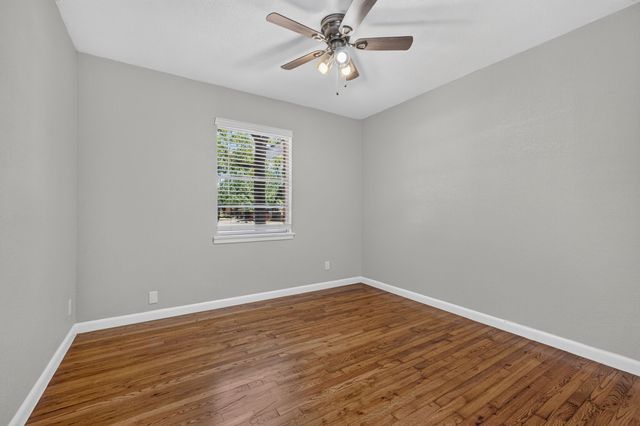 900 NW 11th Street, Mineral Wells, TX 76067