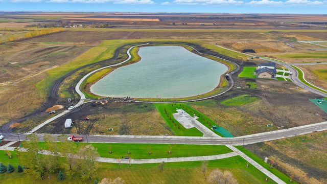 8209 Hebgen Drive, Horace, ND 58047