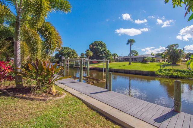 460 NE Cornwall Avenue, Port St. Lucie, Port St Lucie, FL 34983