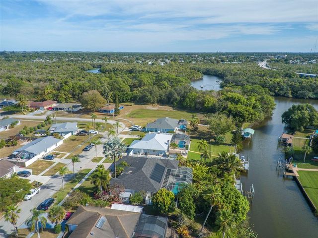 460 NE Cornwall Avenue, Port St. Lucie, Port St Lucie, FL 34983