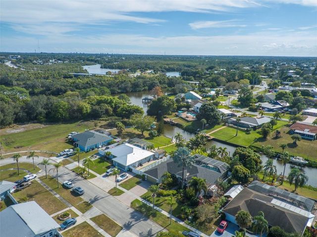 460 NE Cornwall Avenue, Port St. Lucie, Port St Lucie, FL 34983