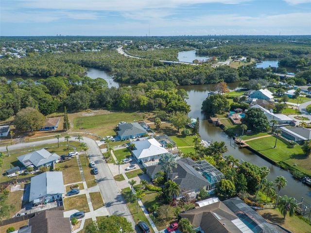 460 NE Cornwall Avenue, Port St. Lucie, Port St Lucie, FL 34983