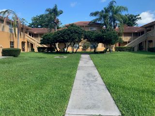 4799 Via Palm Lakes 1611, West Palm Beach, FL 33417