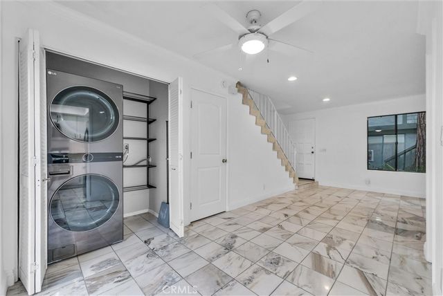 229 W Wilson Street 10, Costa Mesa, CA 92627