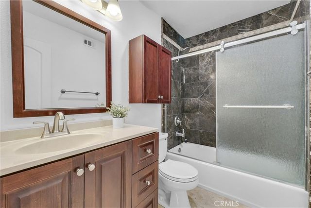 229 W Wilson Street 10, Costa Mesa, CA 92627