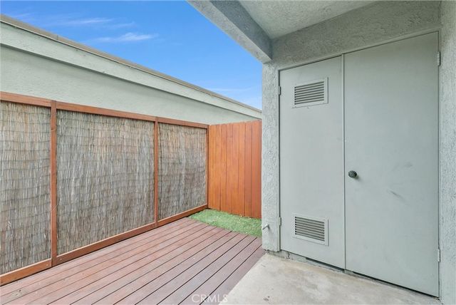 229 W Wilson Street 10, Costa Mesa, CA 92627