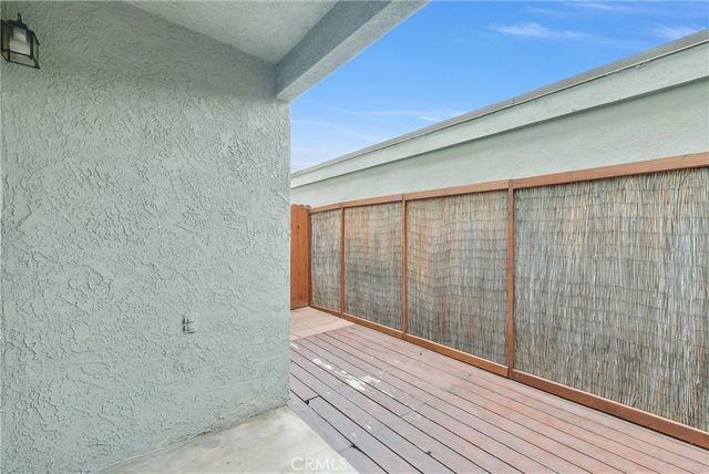 229 W Wilson Street 10, Costa Mesa, CA 92627