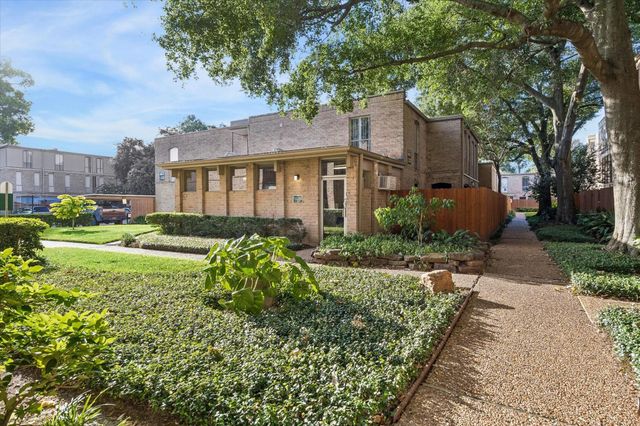 4647 Wild Indigo Street 359, Houston, TX 77027
